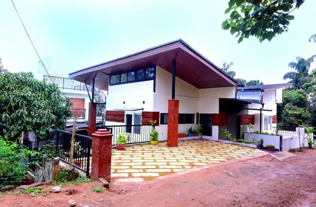 Coorg Vismaya Resort Madikeri Exteriör bild