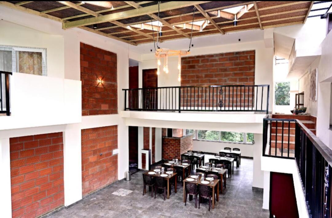 Coorg Vismaya Resort Madikeri Exteriör bild