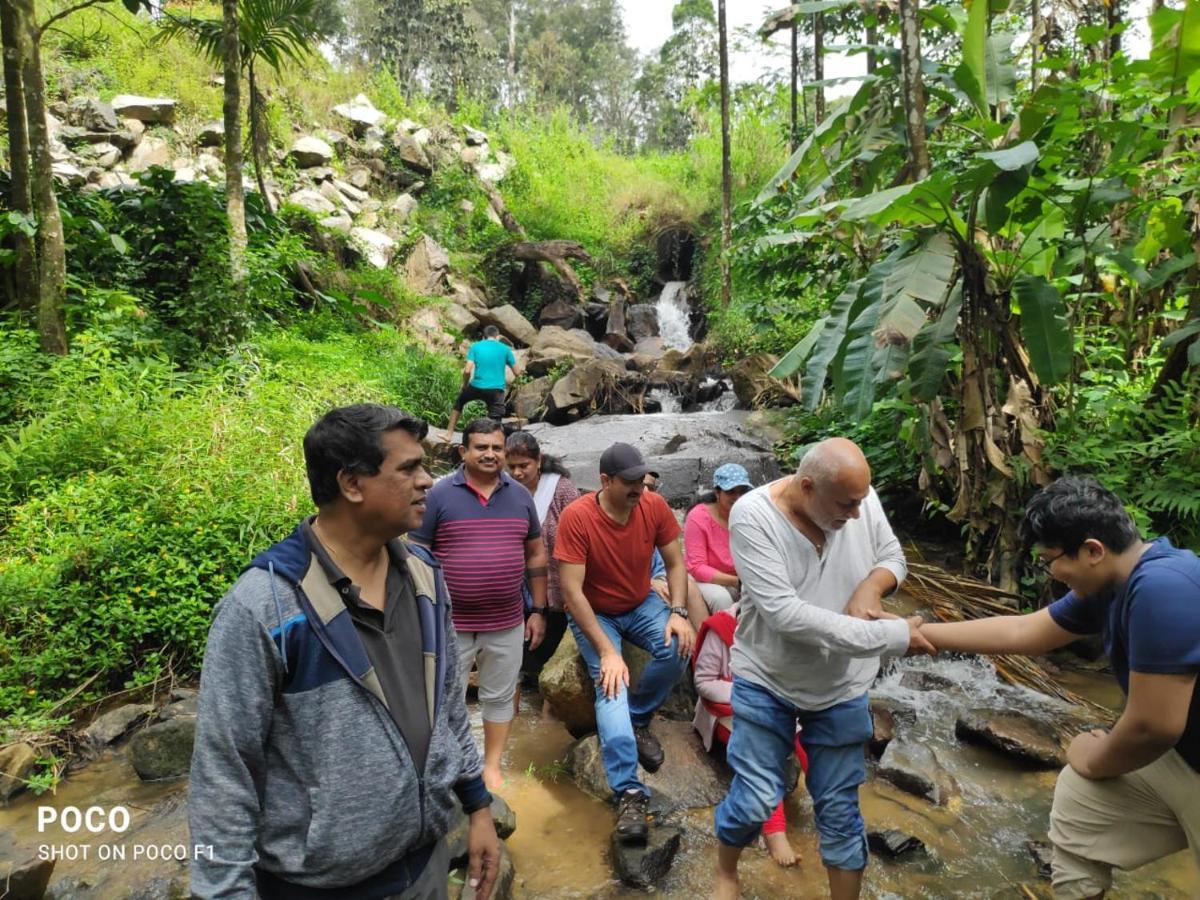 Coorg Vismaya Resort Madikeri Exteriör bild