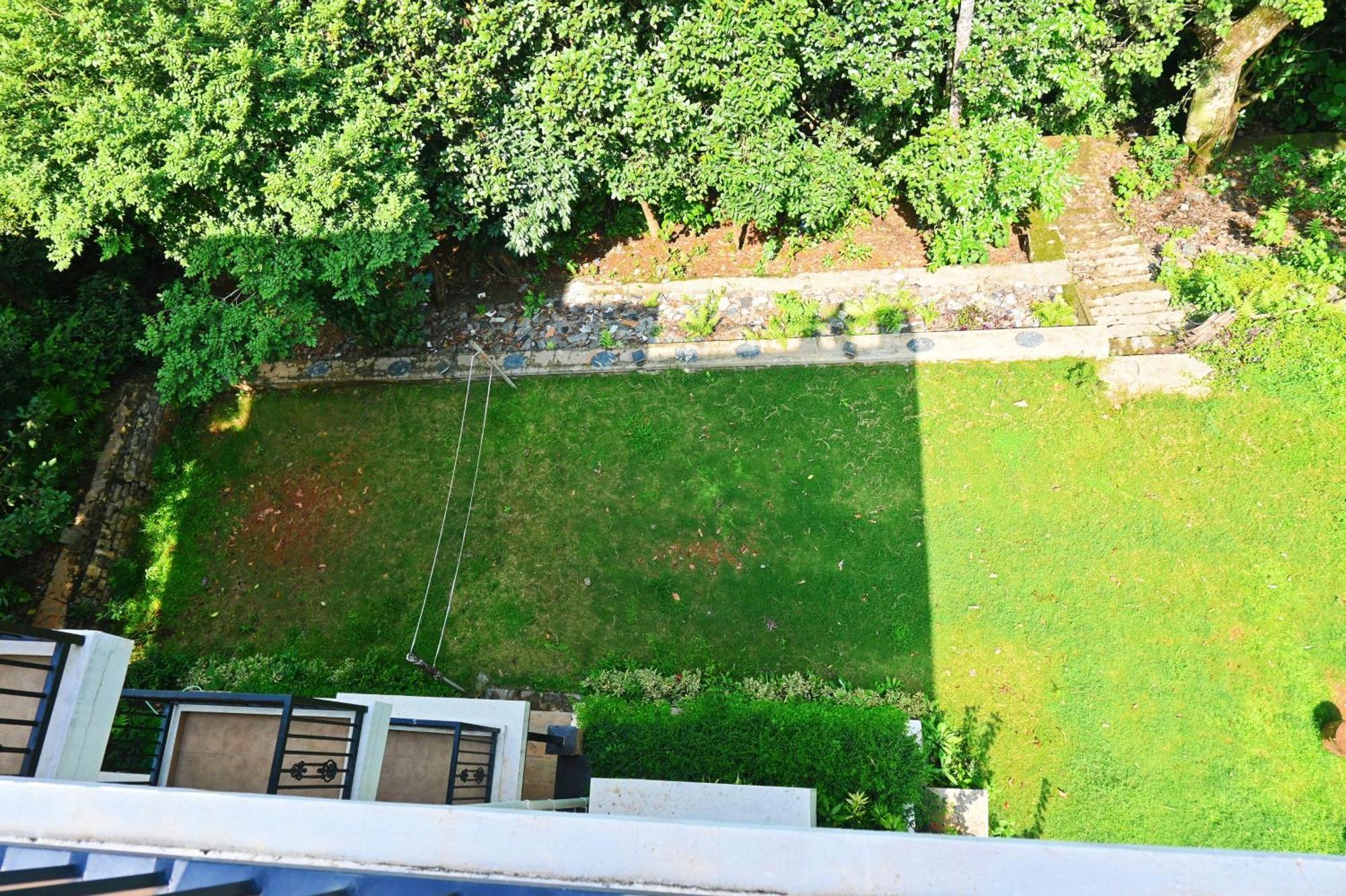 Coorg Vismaya Resort Madikeri Exteriör bild